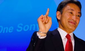 Глава Sony подал в отставку после выведения компании из кризиса