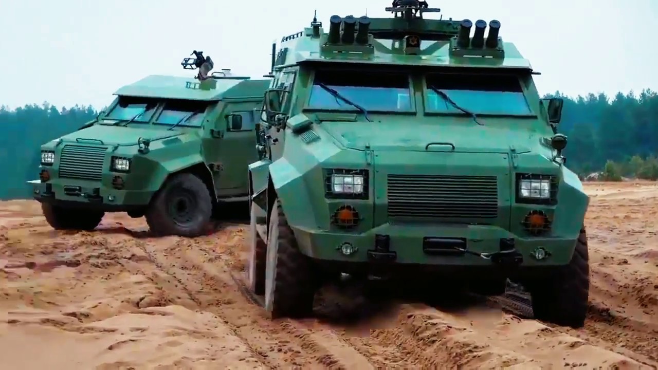 Власти показали испытания нового боевого авто «Барс-8»