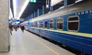 Фото: «Укрзализныця» запустит вагоны с душем и умывальниками в купе