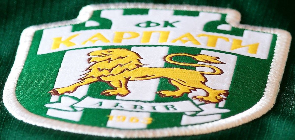 Видео: фаны «Карпат» разгромили поезд Львов-Запорожье