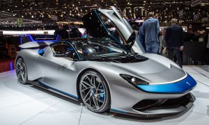 В Нью-Йорке представили электрический гиперкар со скоростью самолета