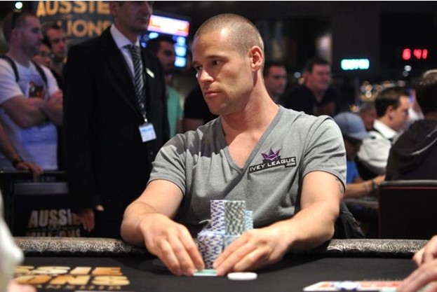 Серию турниров в Таллинне назвали в честь живой легенды покера