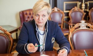 Фото, видео: в Киеве сожгли машину невестки Гонтарревой