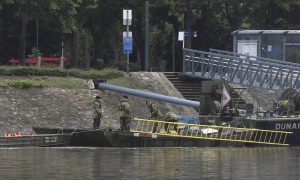 Відео: український капітан врізався у теплохід з туристами в Угорщині