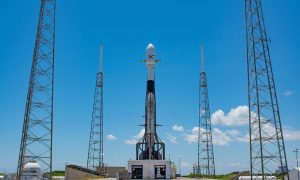 SpaceX отложила запуск спутников для раздачи глобального интернета
