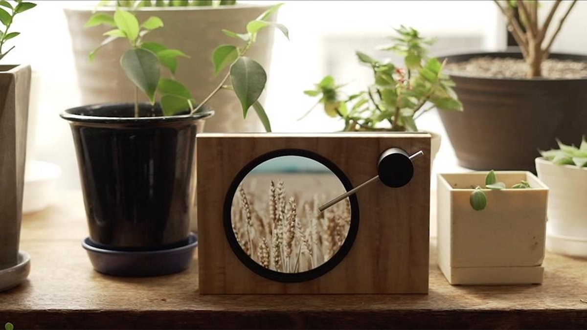 Видео: в Японии представили устройство для создания настроения