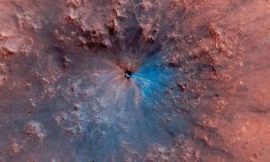 На Марсе сфотографировали свежий метеоритный кратер