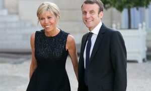 Фото: Брижит Макрон дала советы от первой леди Елене Зеленской