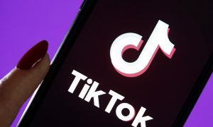 Соцсеть TikTok создаст собственный смартфон