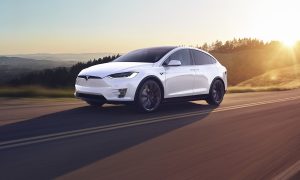 Tesla больше не будет продавать бюджетные модели Model S и Model X