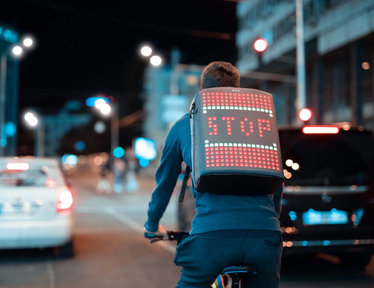 Украинский рюкзак с экраном собрал 46 000 долларов