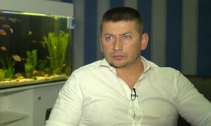 Фото: кандидата в депутаты ВР уволили за поддержку Зеленского