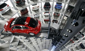 Продажи авто в ЕС просели до уровня середины 90-х