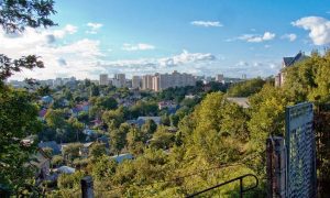 В Голосеевском районе снесут незаконную многоэтажку