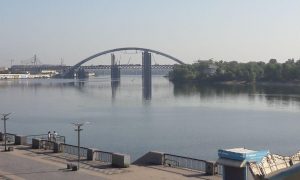 Видео: с Подольского моста убирают временные опоры