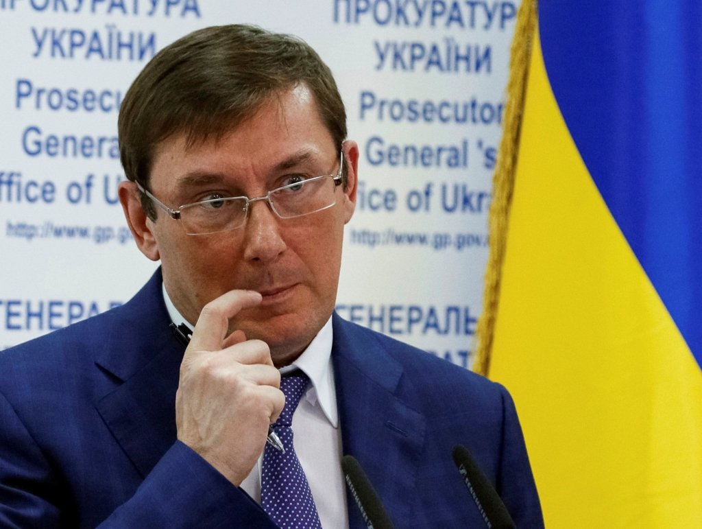 Екс-мер Києва вимагає заборонити Луценку виїжджати з України