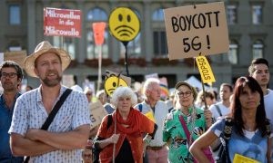 В Швейцарии протестуют из-за запуска 5G