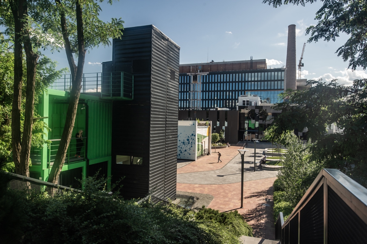 Почему Яковер и Бахматов оставляют UNIT.City