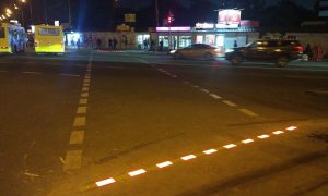 В Киеве обустроили первый переход с подсветкой