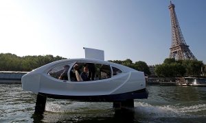 Видео: в Париже испытали летающее такси