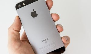 В российских сервисных центрах Apple заканчиваются запчасти для iPhone