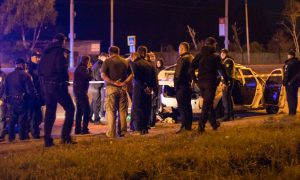 Фото: киевские полицейские поймали группу мужчин со взрывчаткой