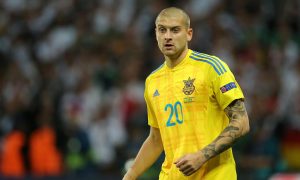 Игрок сборной Украины по футболу завершил выступления и объяснил причины