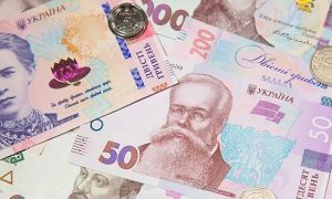 Фото: Нацбанк запускает в обращение новые банкноты 50 и 200 гривен