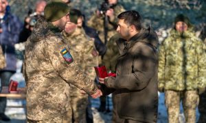 Президент присвоил Хомчаку звание генерал-полковника