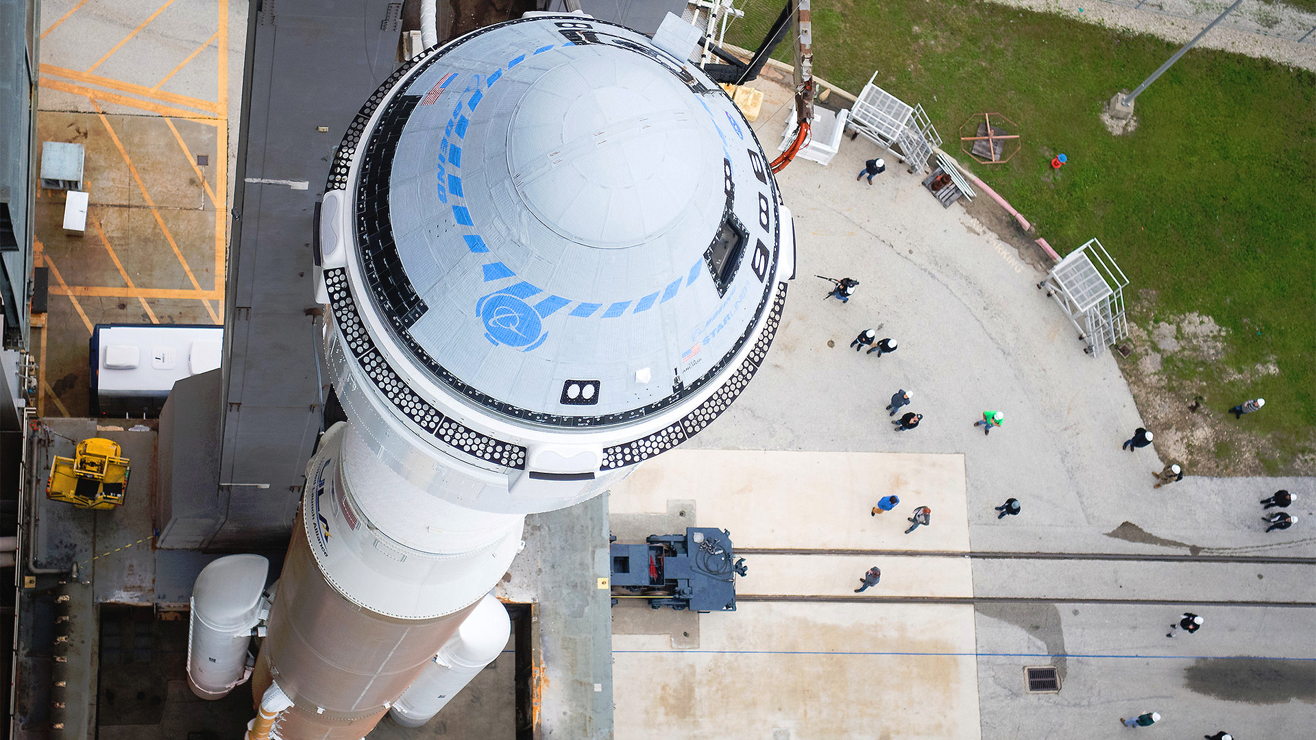 Видео: космический корабль Starliner впервые сел на землю