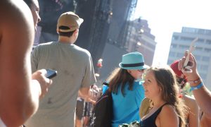 В американском Вермонте хотят запретить пользоваться смартфонами до 21-летнего возраста