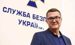 Фото: главу СБУ застали на отдыхе в Куршевеле