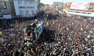 Фото: в Иране из-за давки на похоронах генерала Сулеймани погибли десятки людей