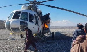 Фото: афганские боевики подбили ракетой вертолет с украинцами