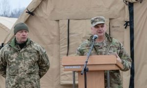 Фото: США передали українським військовим наметове містечко вартістю $1,5 мільйони