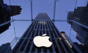 Франция оштрафовала Apple на 25 млн евро из-за замедления iPhone