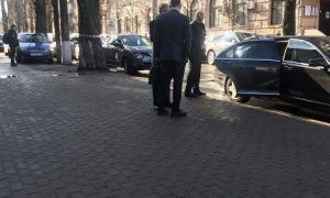 Фото: олигарх Ринат Ахметов приходил на допрос в НАБУ