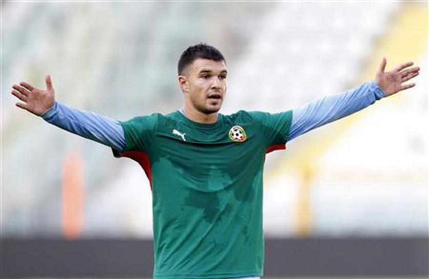 Болгарский футболист заработал «красную карточку» еще до дебюта за команду