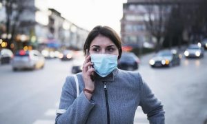 Англия и Австрия вводят жесткий карантин и закрывают все учреждения