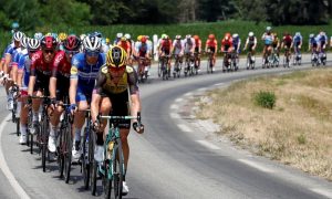Франция перенесет велотурнир Tour de France из-за коронавируса