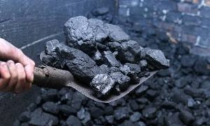 Хто і навіщо маніпулює даними про кількість вугілля, вивезеного з тимчасово окупованого Донбасу?