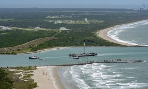 Миссия Crew Dragon: Falcon 9 вернулась на мыс Канаверал после успешного запуска