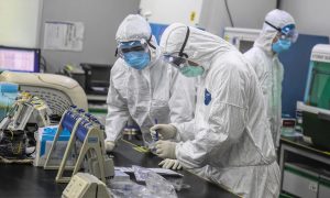 Надбавки для медработников: НСЗУ направила в больницы 3,5 млрд грн