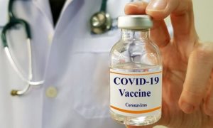 Известные религиозные лидеры Украины сделали прививки от COVID-19