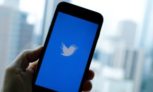 Twitter промаркирует профили провластных медиа для борьбы с пропагандой 