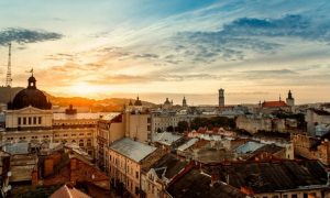 «Оранжевый» Львов отказывается ужесточать карантин