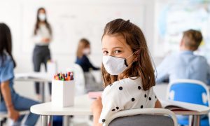 Самоизоляция в школах:  Ляшко  пояснил алгоритм действий в случае заболеваний учеников