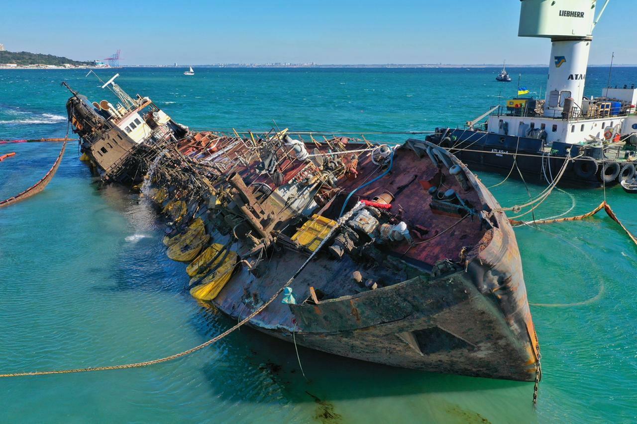 В Трансшипе рассказали, как поднимали «Делфи»