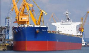 В порт «Южный» прибыл корабль с инфицированным COVID-19 экипажем