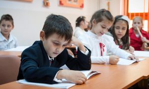 В МОЗ рассказали, сколько классов уже находятся на самоизоляции 